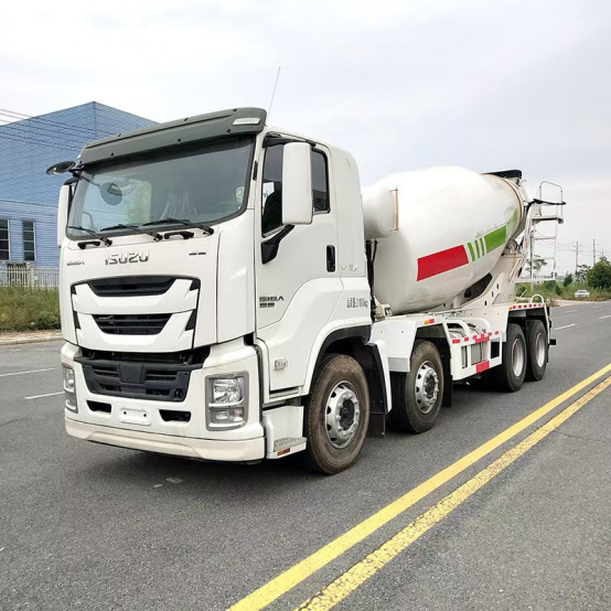 ISUZU concrete truck mixer